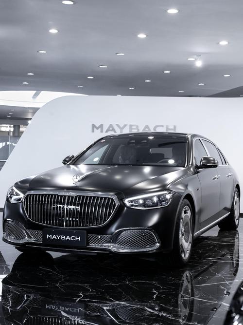 重庆184岚图汽车的售后服务让用户无忧出行，迈巴赫未来的豪华车趋势